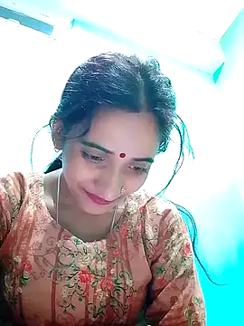 Pahadi couple online show from 10/11/25, 10:36