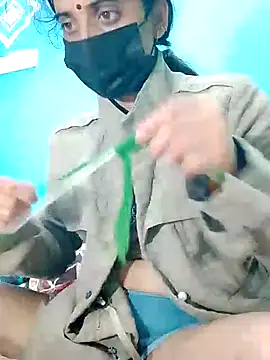 Pahadi couple online show from 11/04/25, 06:12