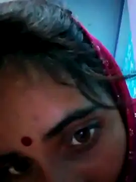 Pahadi couple online show from 11/21/25, 10:47