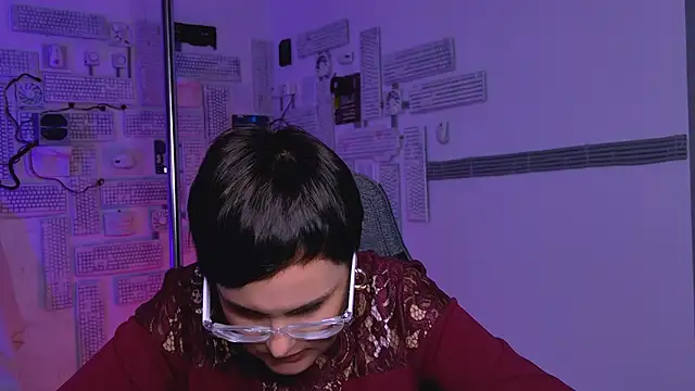 Snapshot of LauraDavidsons chatting on 09/11/25, 08:14 LauraDavidsons online show from 09/11/25, 08:14