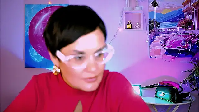 Snapshot of LauraDavidsons chatting on 09/26/25, 07:29 LauraDavidsons online show from 09/26/25, 07:29