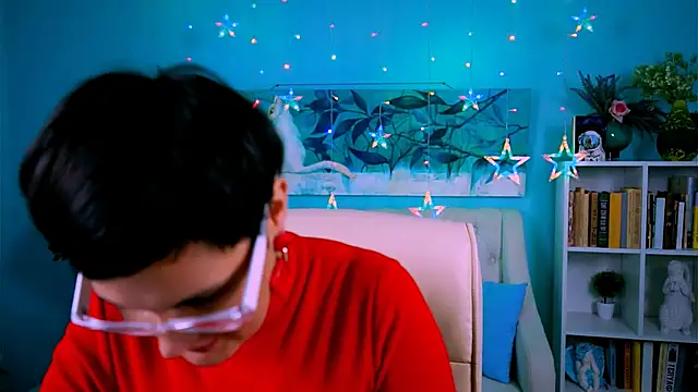 Snapshot of LauraDavidsons chatting on 10/24/25, 05:53 LauraDavidsons online show from 10/24/25, 05:53