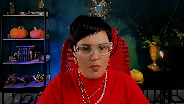 Snapshot of LauraDavidsons chatting on 10/31/25, 04:30 LauraDavidsons online show from 10/31/25, 04:30