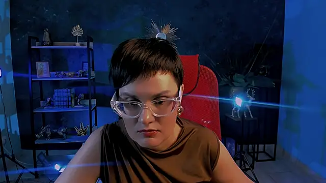 Snapshot of LauraDavidsons chatting on 11/21/25, 04:49 LauraDavidsons online show from 11/21/25, 04:49