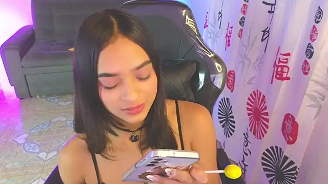 Gia flame  online show from 09/24/25, 05:33