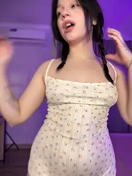 YourLittleDevil online show from 02/03/26, 06:51