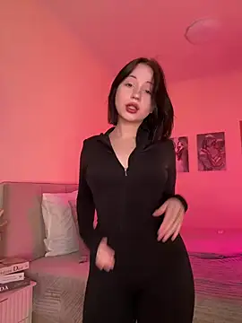 YourLittleDevil online show from 07/09/26, 06:28