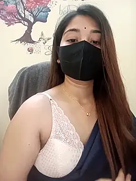 Snapshot of midnightmuse-03 chatting on 10/18/25, 12:02 midnightmuse-03 online show from 10/18/25, 12:02