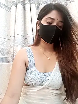 Snapshot of midnightmuse-03 chatting on 10/25/25, 07:08 midnightmuse-03 online show from 10/25/25, 07:08