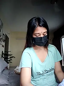 Snapshot of midnightmuse-03 chatting on 04/28/26, 06:07 midnightmuse-03 online show from 04/28/26, 06:07