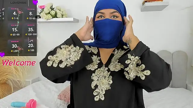 Kadira  online show from 09/20/25, 11:44