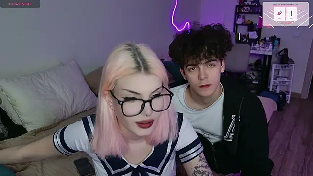 Alice18James online show from 09/27/25, 01:16