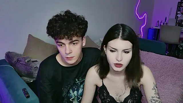 Alice18James online show from 10/10/25, 05:12