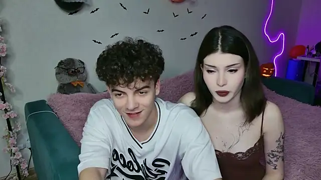 Alice18James online show from 10/15/25, 05:46