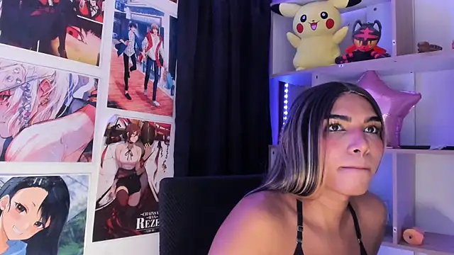 VeronicaSaenzx online show from 10/13/25, 11:27