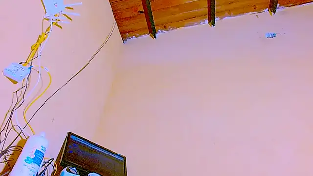 Snapshot of Ninoskasexy777 chatting on 02/19/26, 02:18 Ninoskasexy777 online show from 02/19/26, 02:18