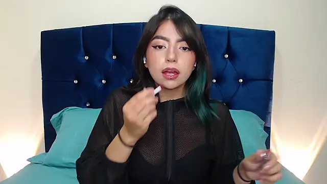 Snapshot of sammy_bunny1 chatting on 09/14/25, 04:11 sammy bunny1 online show from 09/14/25, 04:11