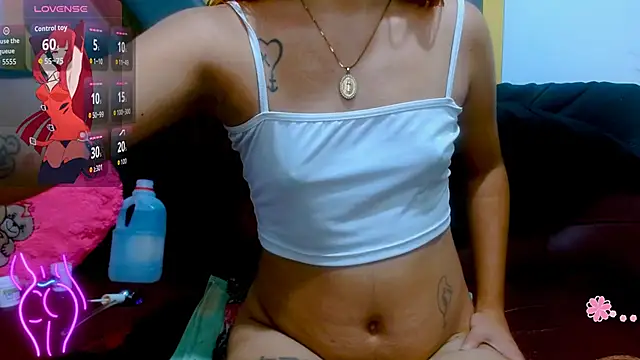 Snapshot of carolina_squirt21 chatting on 04/19/26, 09:39 carolina squirt21 online show from 04/19/26, 09:39