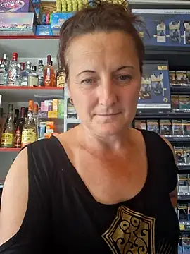 Fluturas2 online show from 09/11/25, 09:20