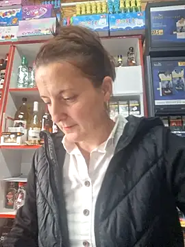 Fluturas2 online show from 10/14/25, 02:18