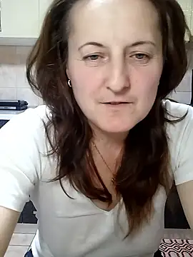 Fluturas2 online show from 11/02/25, 08:00