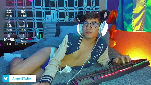 Lunarie  online show from 10/02/25, 01:01