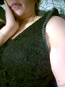 Carolinemiam online show from 10/29/25, 03:20