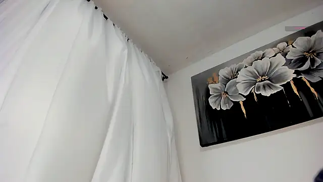 Nicolletease online show from 10/25/25, 01:18