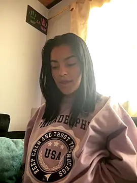 Snapshot of blinkiii_ chatting on 09/17/25, 01:35 blinkiii  online show from 09/17/25, 01:35