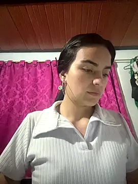 Snapshot of blinkiii_ chatting on 12/16/25, 03:55 blinkiii online show from 12/16/25, 03:55