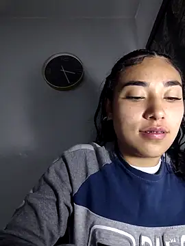 AmberGold- online show from 11/18/25, 09:14