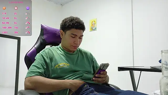 Snapshot of kenji_azura1 chatting on 03/05/26, 04:19 kenji azura1 online show from 03/05/26, 04:19