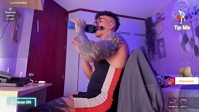 Snapshot of estebandi_do chatting on 09/18/25, 11:01 estebandi do online show from 09/18/25, 11:01