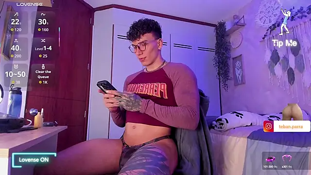 Snapshot of estebandi_do chatting on 09/28/25, 03:01 estebandi do online show from 09/28/25, 03:01