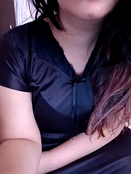 Snapshot of Dimple_sexxy chatting on 04/13/26, 07:03 Dimple sexxy online show from 04/13/26, 07:03