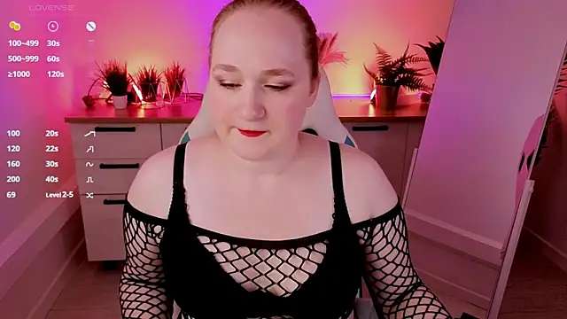 Snapshot of Kitty_Rest_ chatting on 09/10/25, 03:34 Kitty Rest online show from 09/10/25, 03:34