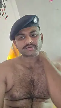 Snapshot of Frvgggghh chatting on 02/14/26, 08:44 Frvgggghh online show from 02/14/26, 08:44