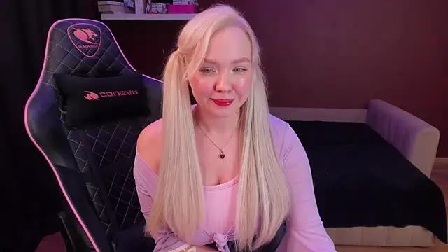 Snapshot of AlishaSe7enthAngel chatting on 10/01/25, 02:12 AlishaSe7enthAngel online show from 10/01/25, 02:12