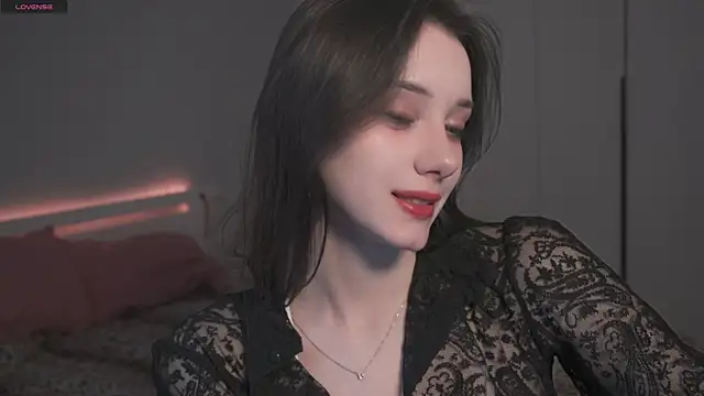 Snapshot of dialae chatting on 03/19/26, 10:30 dialae online show from 03/19/26, 10:30