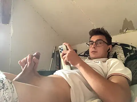 Snapshot of Jock131 chatting on 09/14/25, 12:48 Jock131 online show from 09/14/25, 12:48