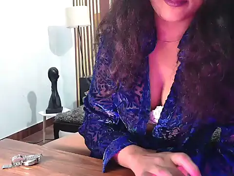 shaalu sharma online show from 11/10/25, 04:22