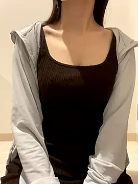 Snapshot of yayoi_jp chatting on 11/12/25, 01:11 yayoi jp online show from 11/12/25, 01:11