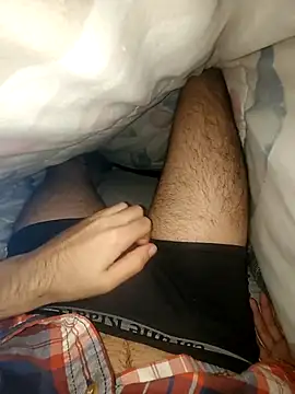 Snapshot of Angelmilf69 chatting on 11/01/25, 02:08 Angelmilf69 online show from 11/01/25, 02:08