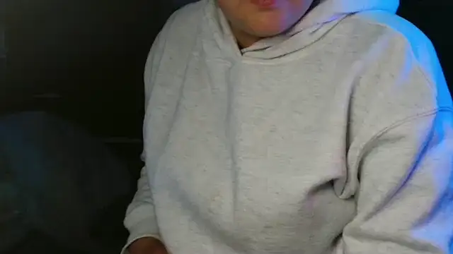 Snapshot of Prill940 chatting on 10/09/25, 06:00 Prill940 online show from 10/09/25, 06:00