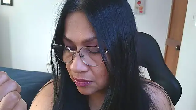 Snapshot of LissafeetHott chatting on 07/04/26, 07:42 LissafeetHott online show from 07/04/26, 07:42