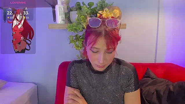 Cristalfoxy  online show from 03/17/26, 08:01