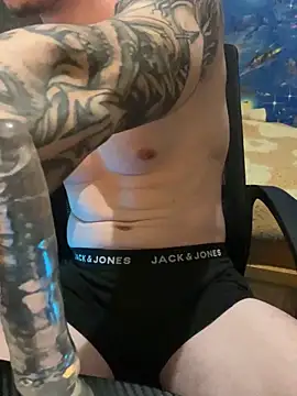 fronkie9384 online show from 02/14/26, 08:38