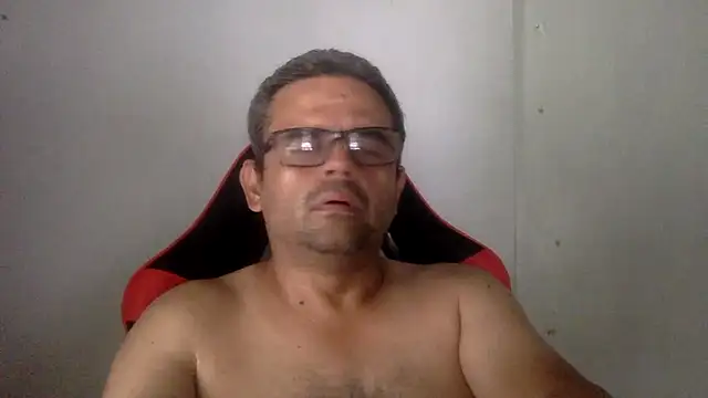 Snapshot of Katracho6969 chatting on 06/26/26, 07:40 Katracho6969 online show from 06/26/26, 07:40
