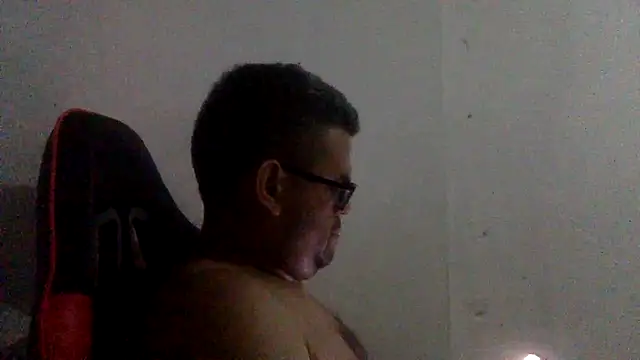 Snapshot of Katracho6969 chatting on 07/13/26, 05:21 Katracho6969 online show from 07/13/26, 05:21