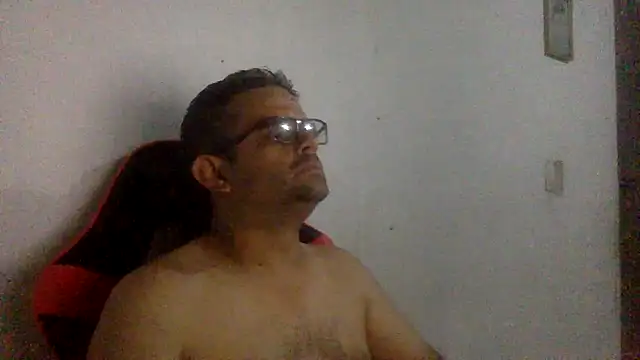 Snapshot of Katracho6969 chatting on 07/20/26, 12:47 Katracho6969 online show from 07/20/26, 12:47